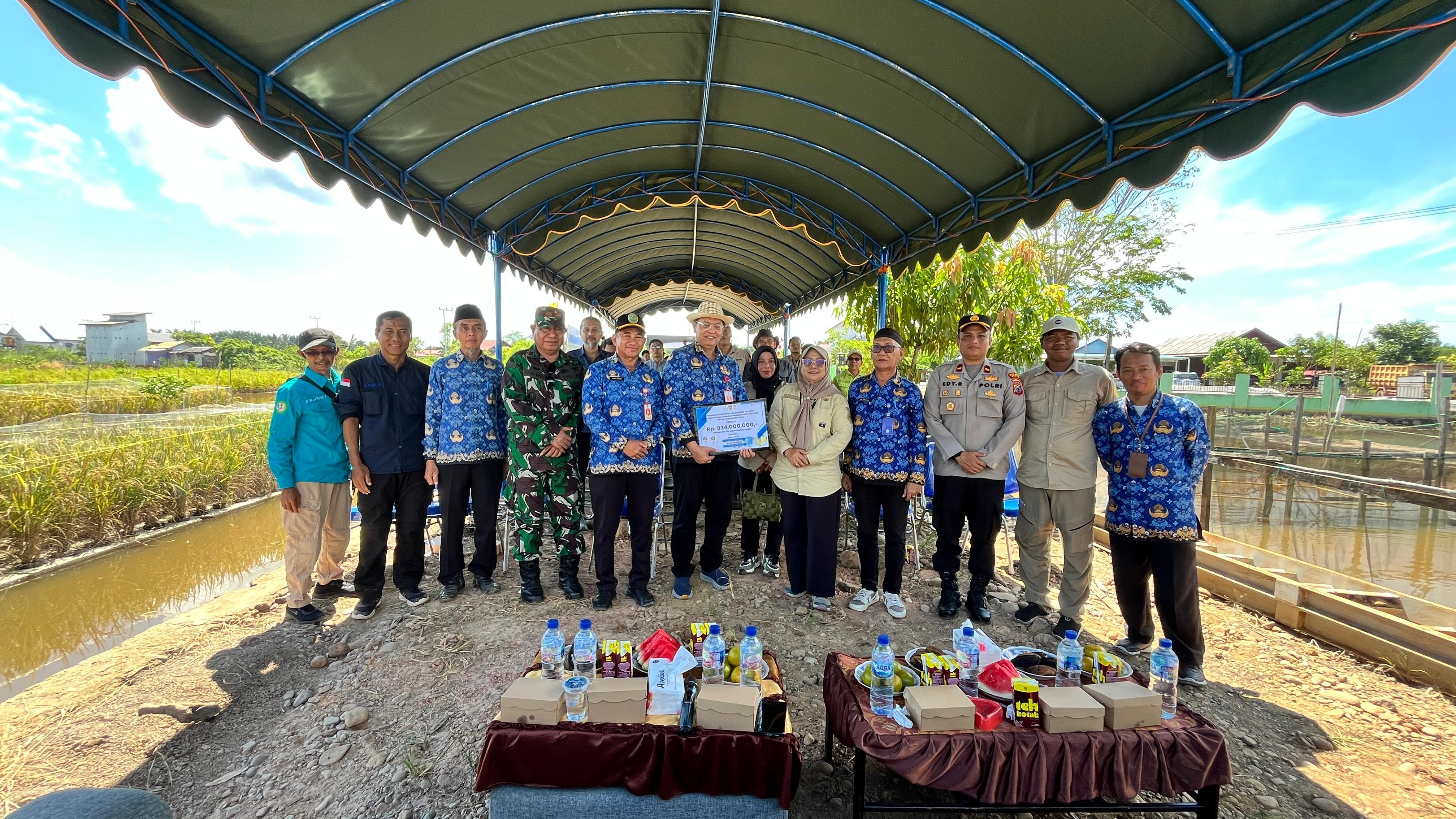 Syukuran Panen Padi Apung